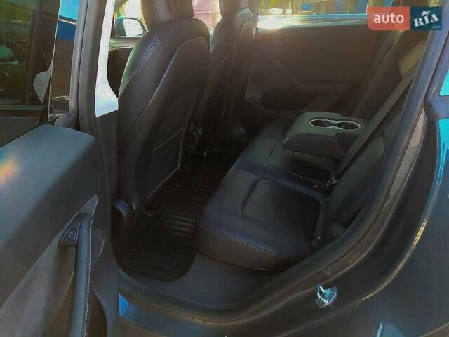 Тесла Model Y 2022 у Києві на Automoto.ua Сірий Тесла Model Y, об'ємом двигуна 0 л та пробігом 95 тис. км за 22700 $, фото 4 на Automoto.ua