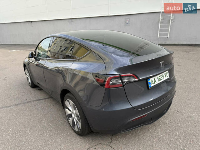 Тесла Model Y 2022 в Киеве на Automoto.ua Серый Тесла Model Y, объемом двигателя 0 л и пробегом 65 тыс. км за 26800 $, фото 4 на Automoto.ua