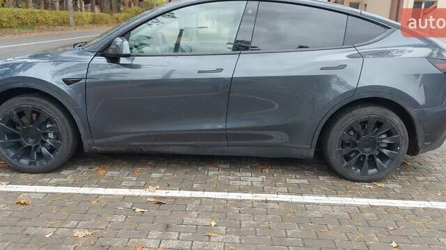 Тесла Model Y 2022 в Буче на Automoto.ua Серый Тесла Model Y, объемом двигателя 0 л и пробегом 144 тыс. км за 21300 $, фото 6 на Automoto.ua