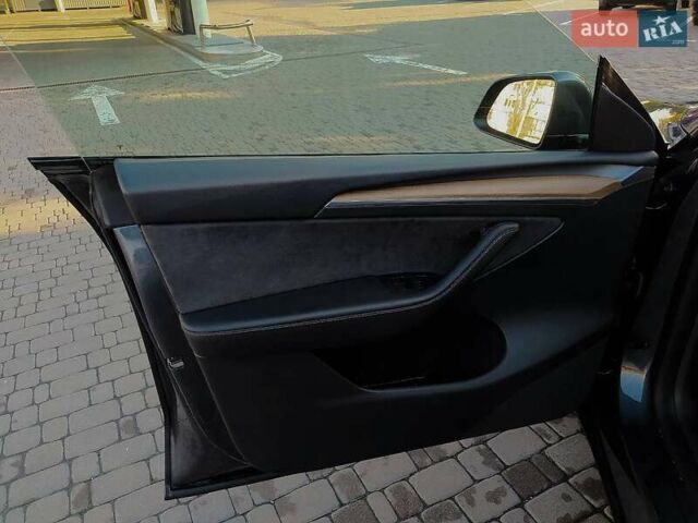 Тесла Model Y 2022 у Києві на Automoto.ua Сірий Тесла Model Y, об'ємом двигуна 0 л та пробігом 95 тис. км за 22700 $, фото 6 на Automoto.ua