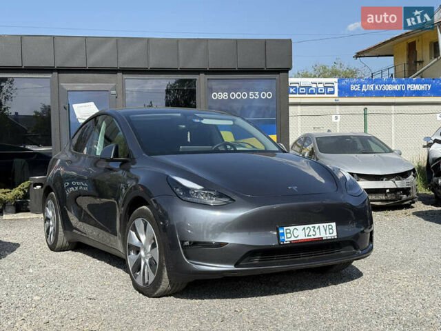 Серый Тесла Model Y, объемом двигателя 0 л и пробегом 31 тыс. км за 24800 $, фото 12 на Automoto.ua