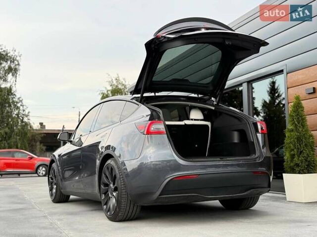 Серый Тесла Model Y, объемом двигателя 0 л и пробегом 85 тыс. км за 23900 $, фото 64 на Automoto.ua