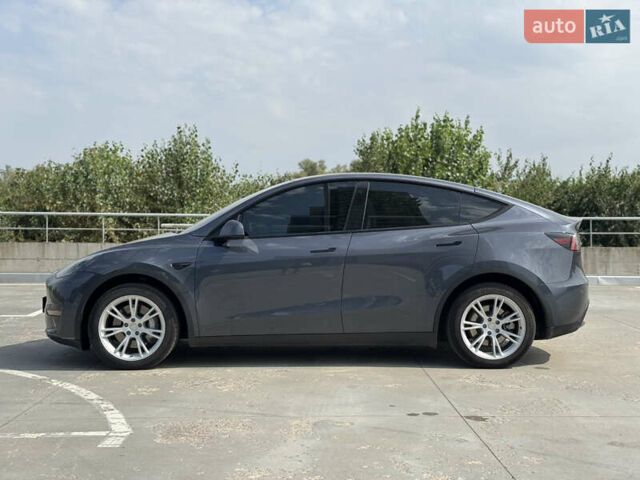 Тесла Model Y 2022 в Киеве на Automoto.ua Серый Тесла Model Y, объемом двигателя 0 л и пробегом 28 тыс. км за 29300 $, фото 6 на Automoto.ua