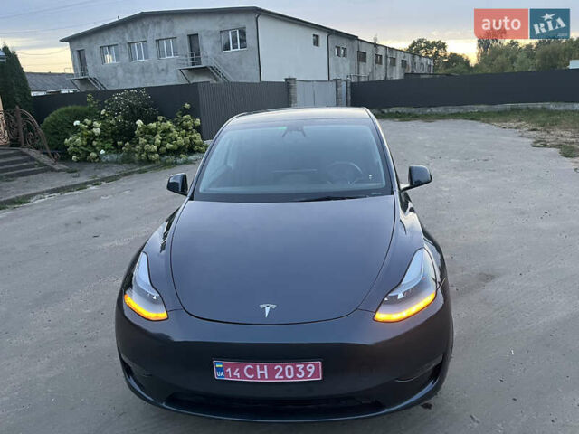 Серый Тесла Model Y, объемом двигателя 0 л и пробегом 30 тыс. км за 25000 $, фото 35 на Automoto.ua