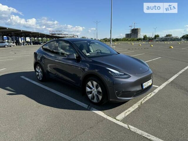 Серый Тесла Model Y, объемом двигателя 0 л и пробегом 15 тыс. км за 33500 $, фото 6 на Automoto.ua