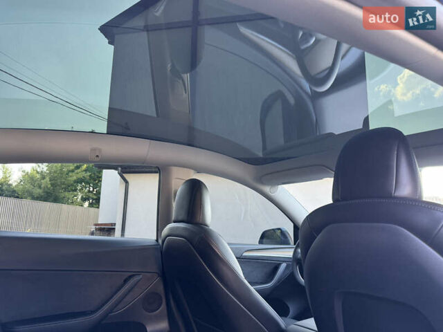 Серый Тесла Model Y, объемом двигателя 0 л и пробегом 100 тыс. км за 24500 $, фото 61 на Automoto.ua