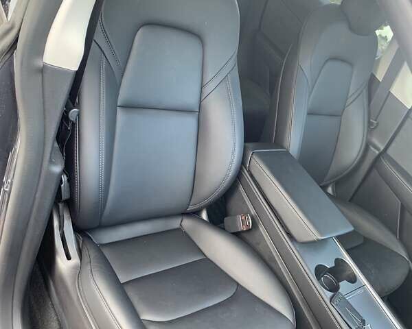 Серый Тесла Model Y, объемом двигателя 0 л и пробегом 54 тыс. км за 24000 $, фото 9 на Automoto.ua