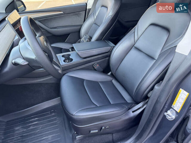 Серый Тесла Model Y, объемом двигателя 0 л и пробегом 100 тыс. км за 24500 $, фото 65 на Automoto.ua