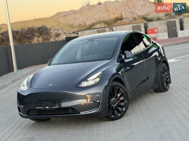 Серый Тесла Model Y, объемом двигателя 0 л и пробегом 100 тыс. км за 24500 $, фото 25 на Automoto.ua