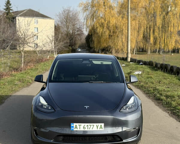 Серый Тесла Model Y, объемом двигателя 0 л и пробегом 84 тыс. км за 22999 $, фото 9 на Automoto.ua