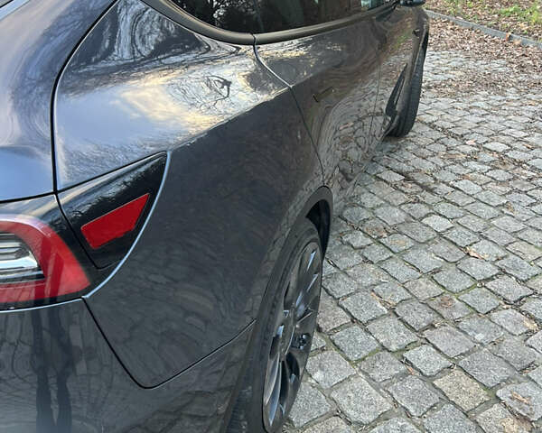 Серый Тесла Model Y, объемом двигателя 0 л и пробегом 53 тыс. км за 31500 $, фото 11 на Automoto.ua