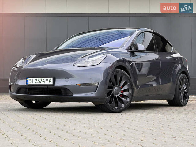 Серый Тесла Model Y, объемом двигателя 0 л и пробегом 109 тыс. км за 26900 $, фото 1 на Automoto.ua