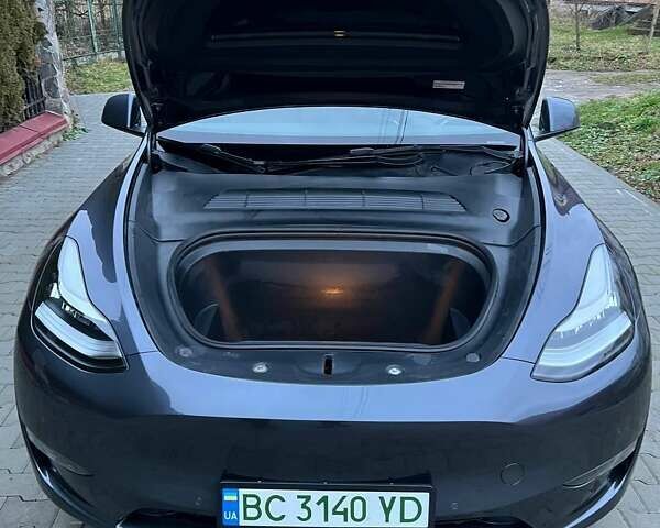 Серый Тесла Model Y, объемом двигателя 0 л и пробегом 84 тыс. км за 24400 $, фото 4 на Automoto.ua