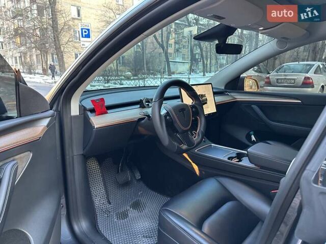 Серый Тесла Model Y, объемом двигателя 0 л и пробегом 12 тыс. км за 31800 $, фото 14 на Automoto.ua