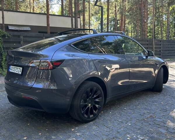 Серый Тесла Model Y, объемом двигателя 0 л и пробегом 17 тыс. км за 33900 $, фото 10 на Automoto.ua