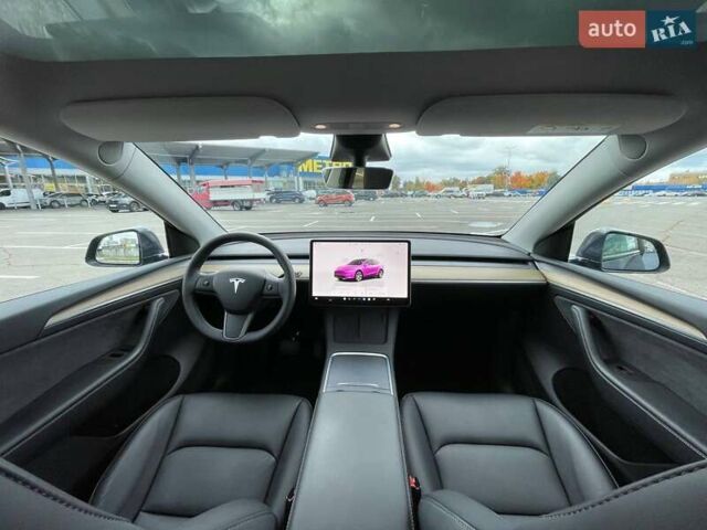 Серый Тесла Model Y, объемом двигателя 0 л и пробегом 51 тыс. км за 28900 $, фото 19 на Automoto.ua