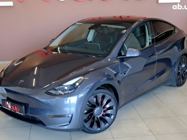 Серый Тесла Model Y, объемом двигателя 0 л и пробегом 42 тыс. км за 23900 $, фото 1 на Automoto.ua