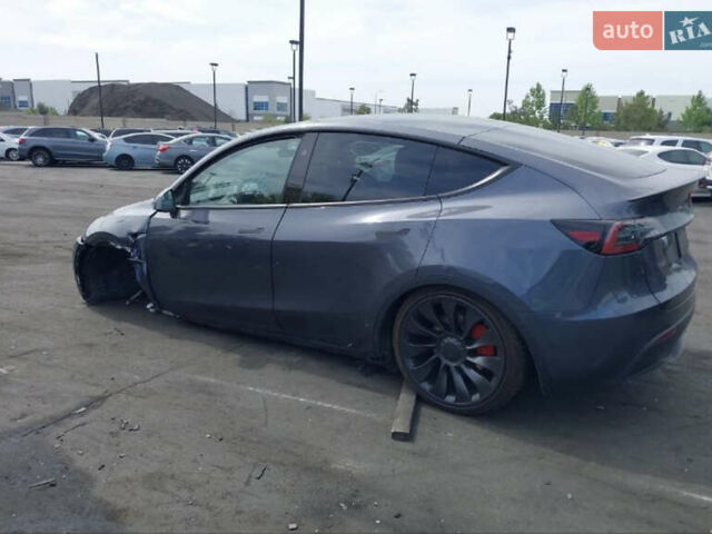Серый Тесла Model Y, объемом двигателя 0 л и пробегом 29 тыс. км за 27500 $, фото 3 на Automoto.ua