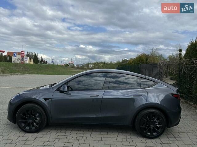 Серый Тесла Model Y, объемом двигателя 0 л и пробегом 9 тыс. км за 28950 $, фото 10 на Automoto.ua