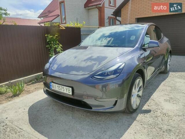 Серый Тесла Model Y, объемом двигателя 0 л и пробегом 30 тыс. км за 32350 $, фото 15 на Automoto.ua