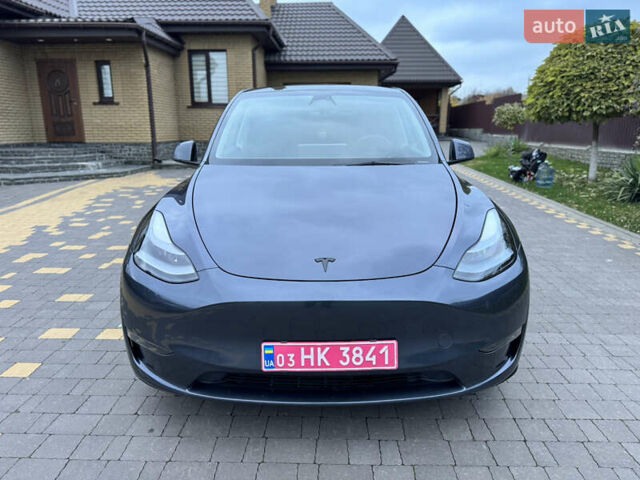 Серый Тесла Model Y, объемом двигателя 0 л и пробегом 74 тыс. км за 26500 $, фото 2 на Automoto.ua