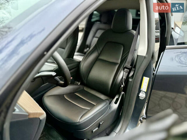 Сірий Тесла Model Y, об'ємом двигуна 0 л та пробігом 35 тис. км за 27999 $, фото 51 на Automoto.ua