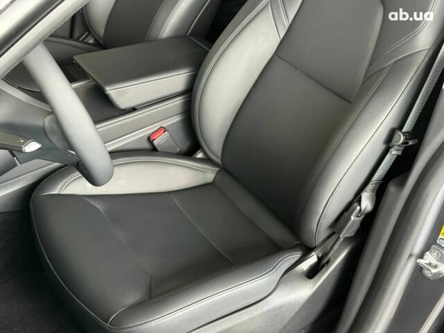 Сірий Тесла Model Y, об'ємом двигуна 0 л та пробігом 4 тис. км за 32990 $, фото 12 на Automoto.ua