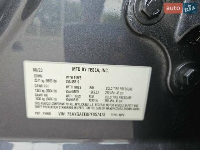 Серый Тесла Model Y, объемом двигателя 0 л и пробегом 34 тыс. км за 28300 $, фото 28 на Automoto.ua