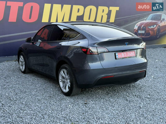 Сірий Тесла Model Y, об'ємом двигуна 0 л та пробігом 68 тис. км за 24499 $, фото 11 на Automoto.ua