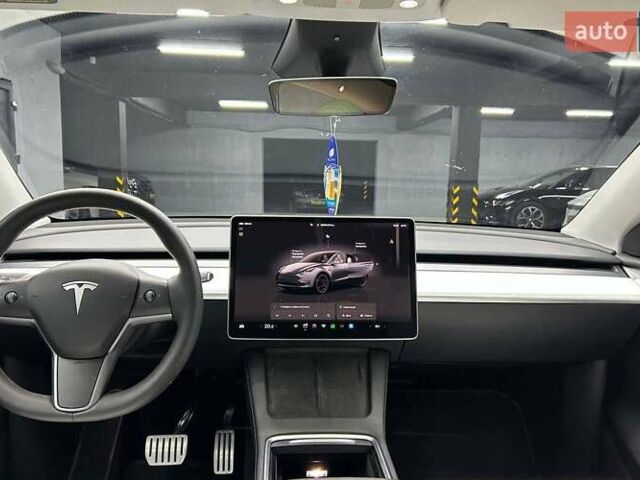 Серый Тесла Model Y, объемом двигателя 0 л и пробегом 27 тыс. км за 31000 $, фото 12 на Automoto.ua