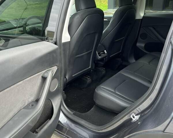 Тесла Model Y 2023 в Тячеве на Automoto.ua Серый Тесла Model Y, объемом двигателя 0 л и пробегом 32 тыс. км за 26700 $, фото 19 на Automoto.ua