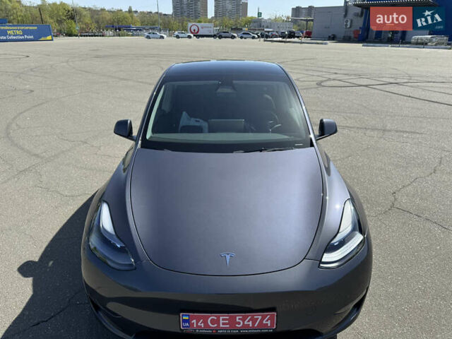 Серый Тесла Model Y, объемом двигателя 0 л и пробегом 28 тыс. км за 29000 $, фото 24 на Automoto.ua