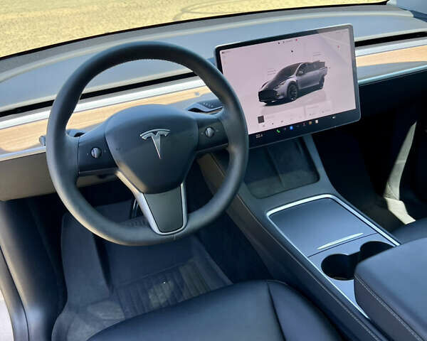 Сірий Тесла Model Y, об'ємом двигуна 0 л та пробігом 45 тис. км за 23300 $, фото 20 на Automoto.ua