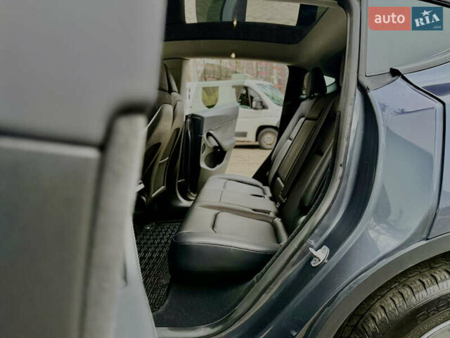 Сірий Тесла Model Y, об'ємом двигуна 0 л та пробігом 35 тис. км за 27999 $, фото 49 на Automoto.ua