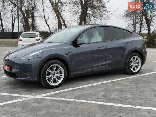 Серый Тесла Model Y, объемом двигателя 0 л и пробегом 27 тыс. км за 29500 $, фото 12 на Automoto.ua