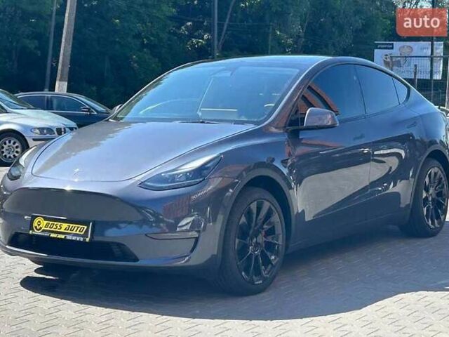 Серый Тесла Model Y, объемом двигателя 0 л и пробегом 39 тыс. км за 30500 $, фото 2 на Automoto.ua