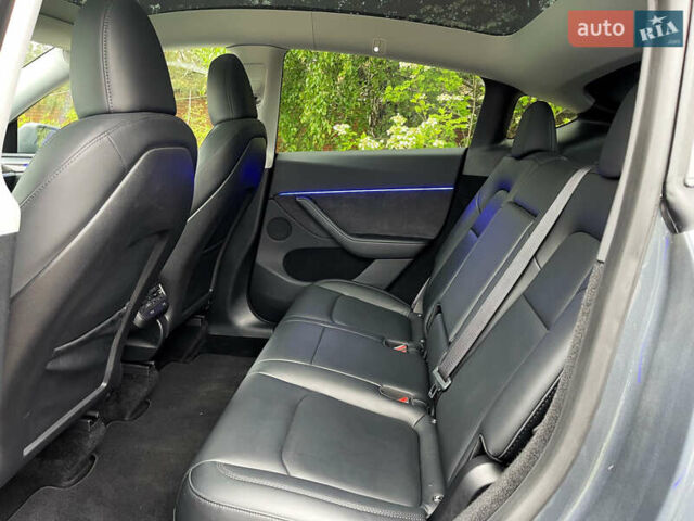 Серый Тесла Model Y, объемом двигателя 0 л и пробегом 19 тыс. км за 33700 $, фото 27 на Automoto.ua