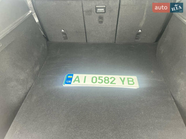 Серый Тесла Model Y, объемом двигателя 0 л и пробегом 40 тыс. км за 29990 $, фото 12 на Automoto.ua