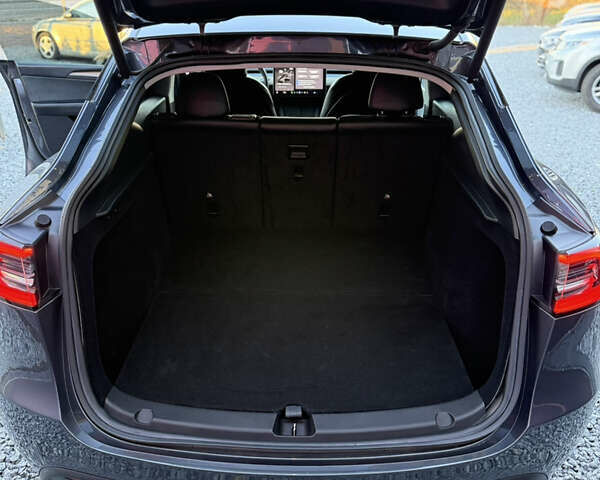 Сірий Тесла Model Y, об'ємом двигуна 0 л та пробігом 68 тис. км за 24499 $, фото 24 на Automoto.ua