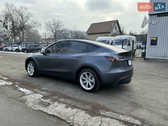 Серый Тесла Model Y, объемом двигателя 0 л и пробегом 12 тыс. км за 31800 $, фото 25 на Automoto.ua