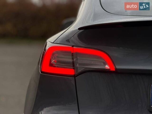 Сірий Тесла Model Y, об'ємом двигуна 0 л та пробігом 70 тис. км за 31500 $, фото 20 на Automoto.ua