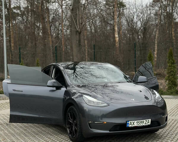 Серый Тесла Model Y, объемом двигателя 0 л и пробегом 22 тыс. км за 32000 $, фото 10 на Automoto.ua