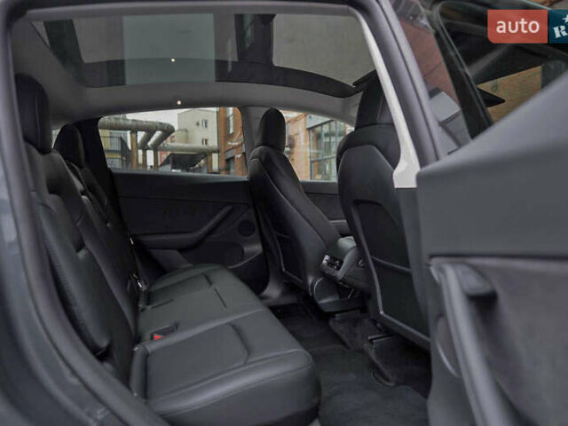 Серый Тесла Model Y, объемом двигателя 0 л и пробегом 5 тыс. км за 40900 $, фото 14 на Automoto.ua