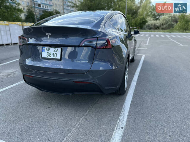 Серый Тесла Model Y, объемом двигателя 0 л и пробегом 9 тыс. км за 28900 $, фото 8 на Automoto.ua