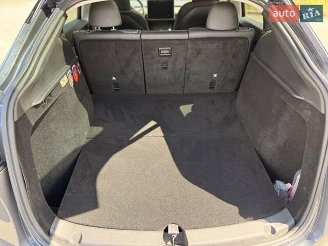 Серый Тесла Model Y, объемом двигателя 0 л и пробегом 71 тыс. км за 29000 $, фото 24 на Automoto.ua