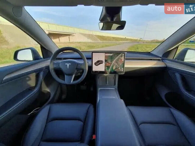 Серый Тесла Model Y, объемом двигателя 0 л и пробегом 39 тыс. км за 31000 $, фото 9 на Automoto.ua