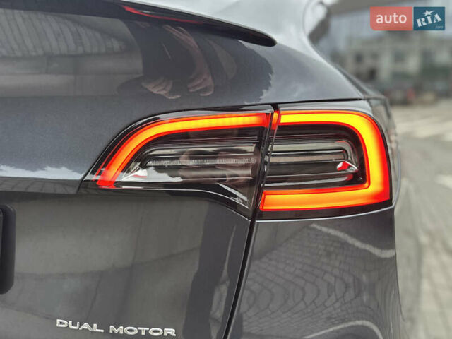 Сірий Тесла Model Y, об'ємом двигуна 0 л та пробігом 26 тис. км за 25999 $, фото 9 на Automoto.ua