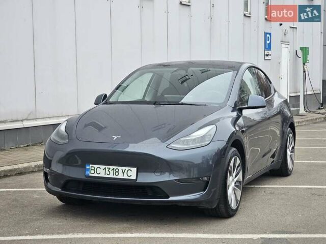 Серый Тесла Model Y, объемом двигателя 0 л и пробегом 23 тыс. км за 27000 $, фото 14 на Automoto.ua
