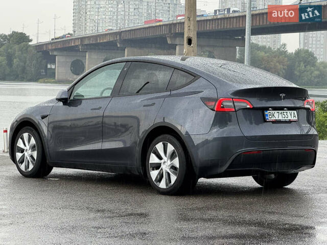 Серый Тесла Model Y, объемом двигателя 0 л и пробегом 66 тыс. км за 27900 $, фото 7 на Automoto.ua