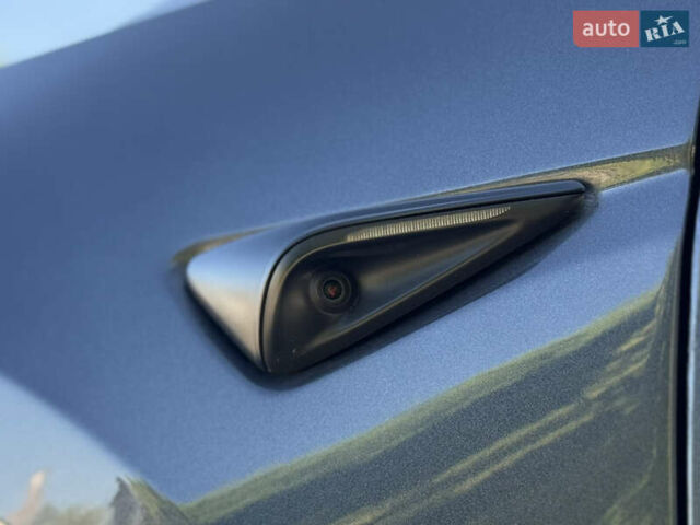 Серый Тесла Model Y, объемом двигателя 0 л и пробегом 46 тыс. км за 27200 $, фото 6 на Automoto.ua